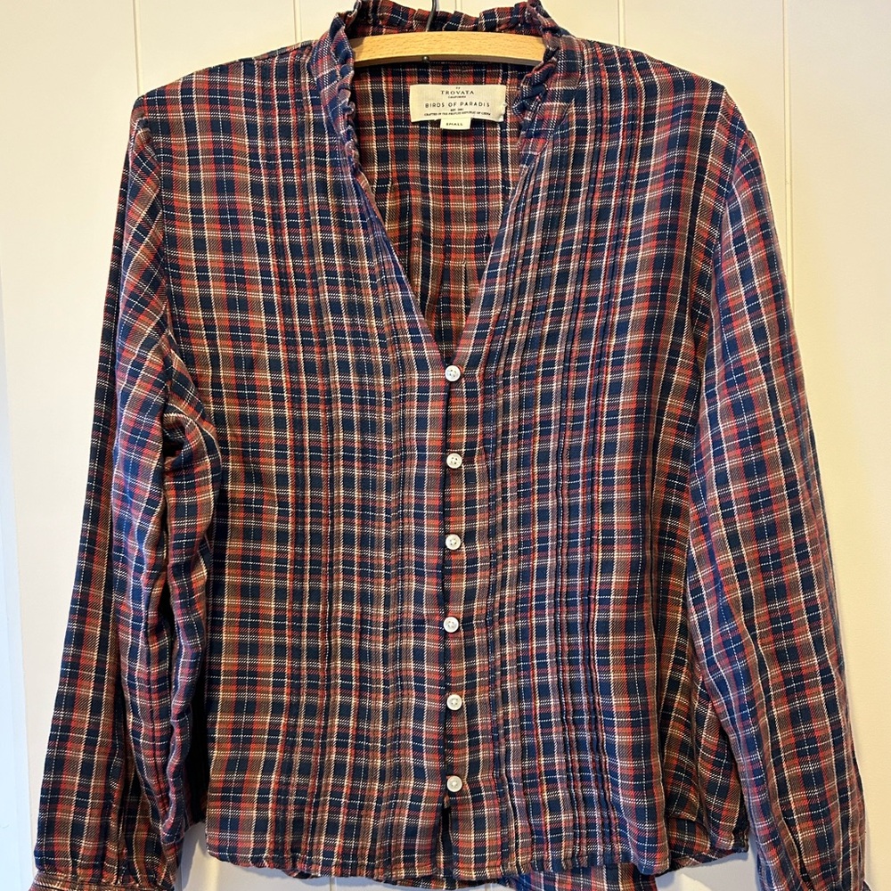 ANTHROPOLOGIE's Trovata/Birds of Paradis "Finley Pintuck Blouse" in size S